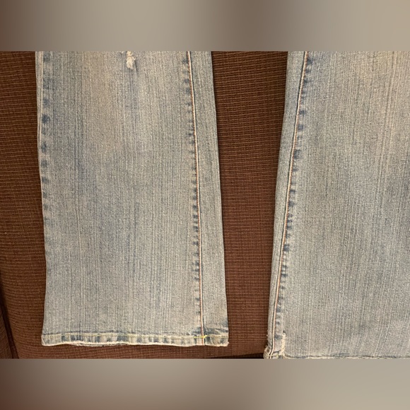 Stylish Vintage Pair of Jeans. - Picture 10 of 11